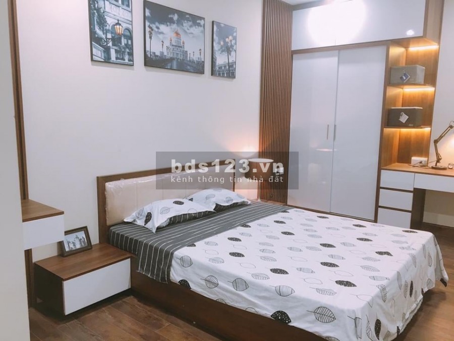 Bán cắt lỗ căn góc 102m2 - 3PN GoldSeason sổ đỏ vĩnh viễn, giá 3ty180, full nội thất ngoại nhập