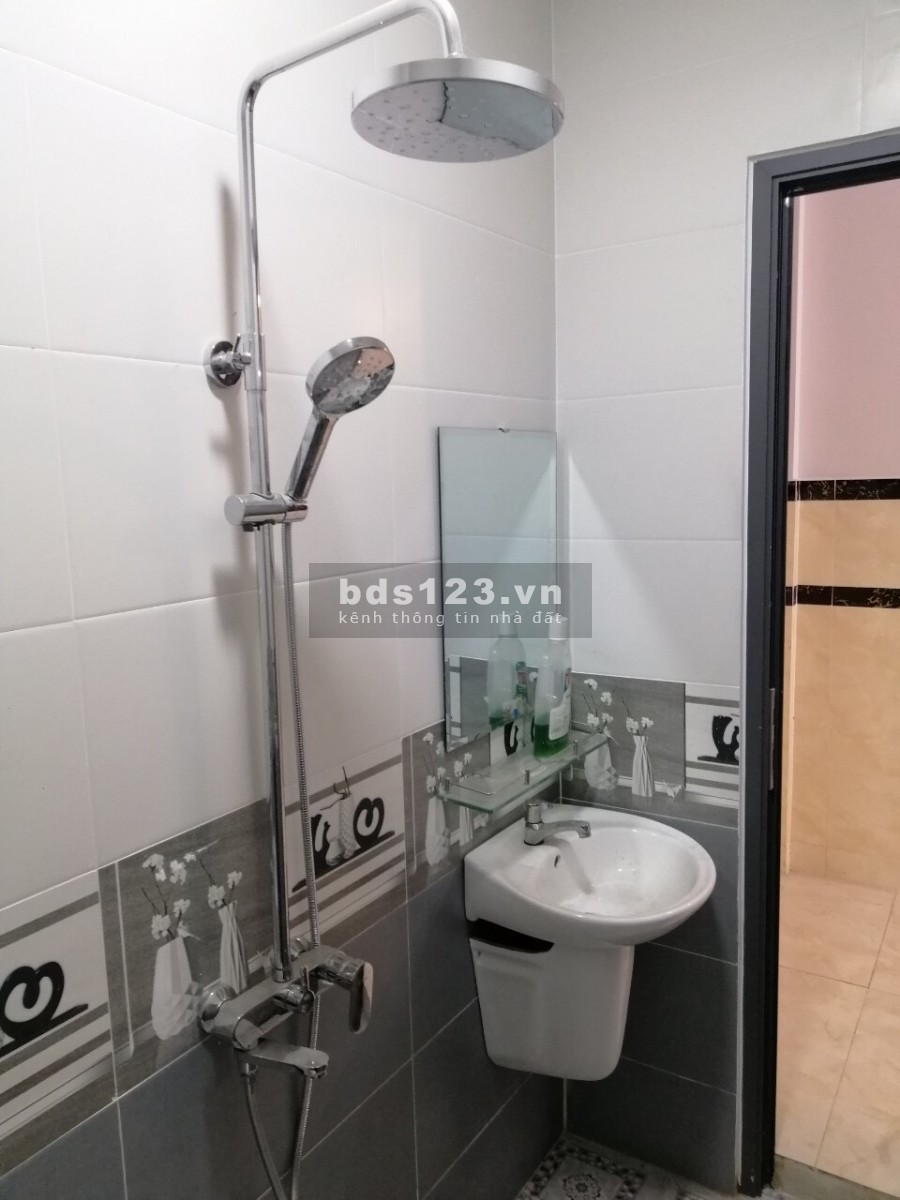 Bán nhà 2 lầu|sân xe hơi|mặt tiền hẻm 652 QL13, Hiệp Bình Phước, Thủ Đức