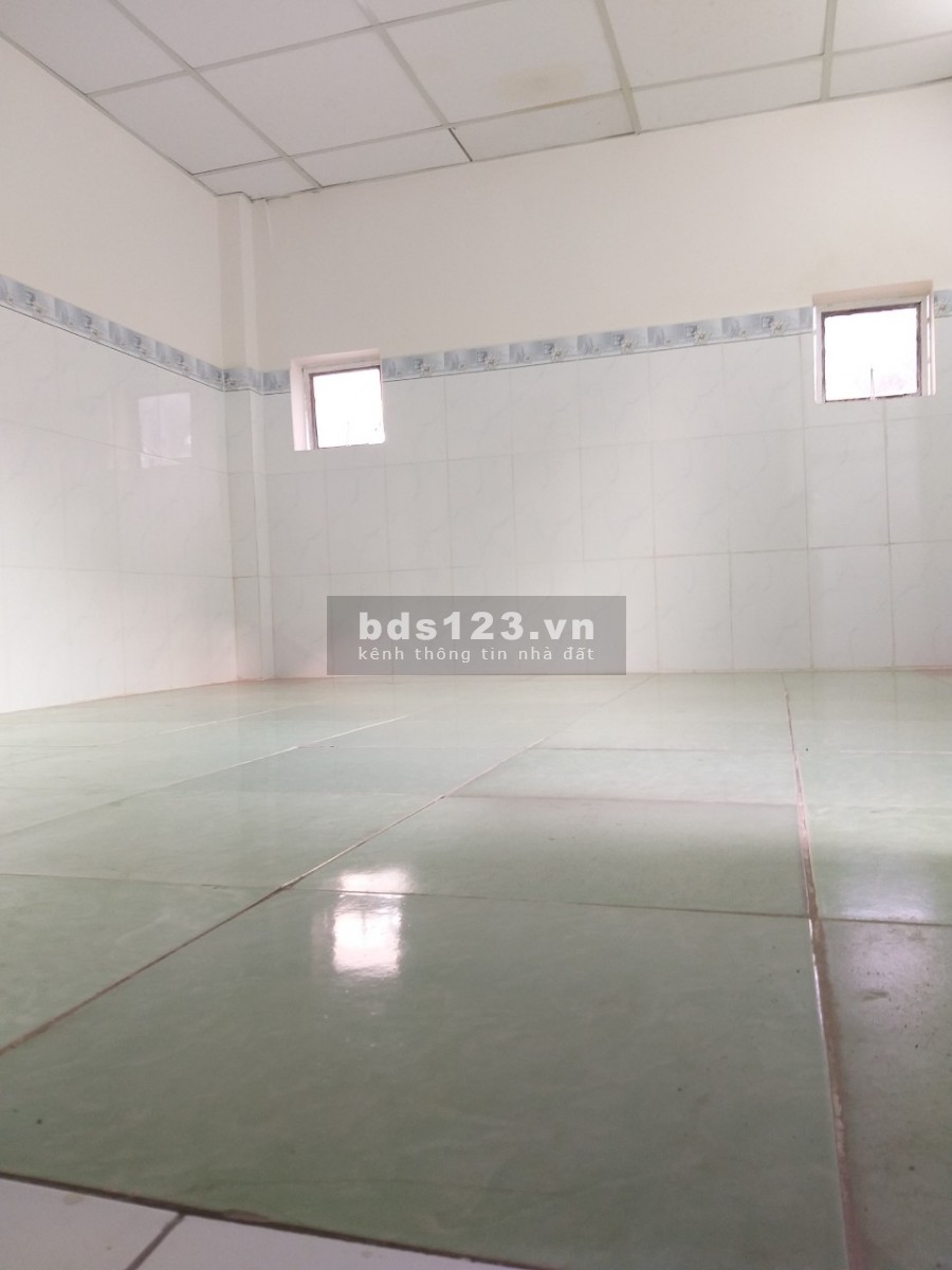 Nhà nguyên căn 1 trệt 2 lầu đường số 2 Phường 16