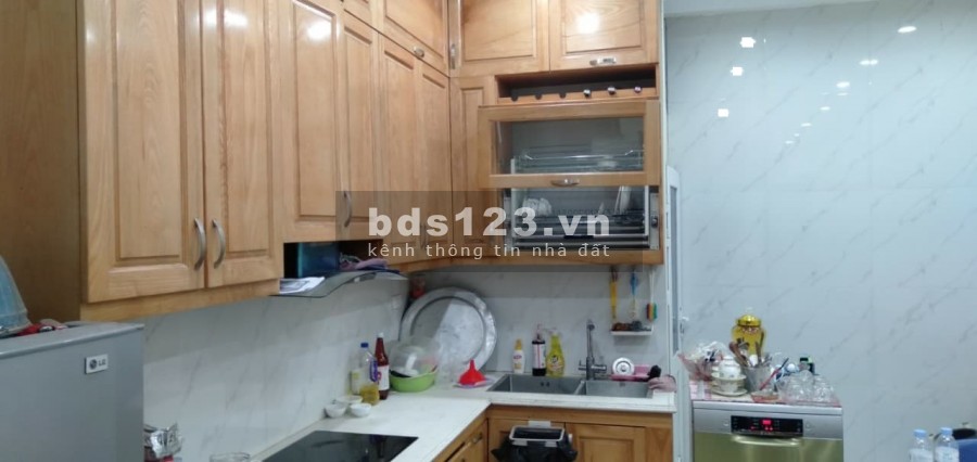 Nhà Đẹp Mặt Ngõ 77 Xuân La Đón Tết, Nông, Rộng, Thoáng, 47m2, 5 Tầng, Nhỉnh 4 tỷ.