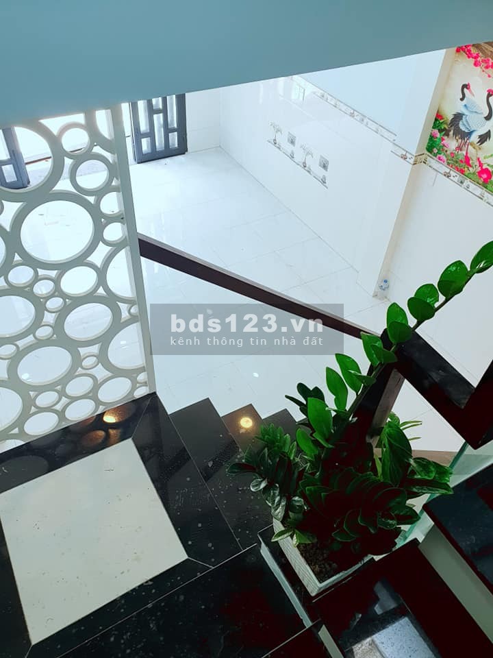 (Gò Vấp)Bán nhà đẹp, rộng, vị trí đẹp, Phường 16, gần Lotte Nguyễn Văn Lượng, dt 65m2, giá 4.55 tỷ