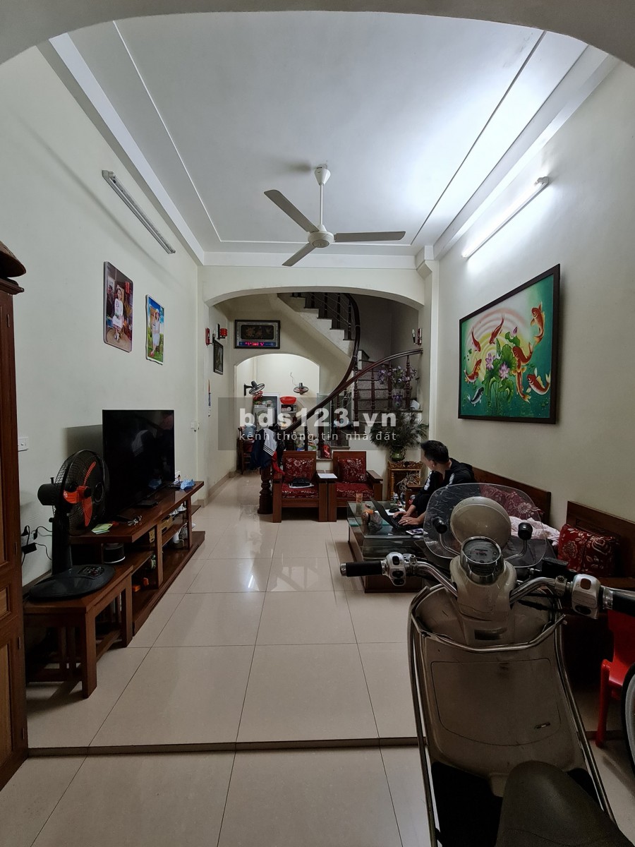 NGỌC THỤY, 40M2, 4T, CHỈ 2.85 TỶ, ÔTÔ, KĐT KHAI SƠN, HV HẬU CẦN.