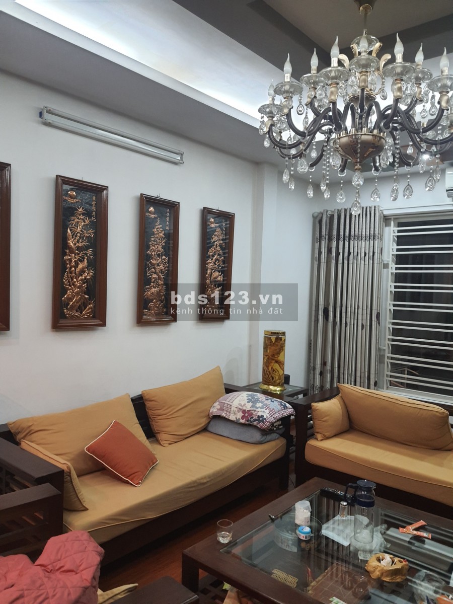 Bán nhà TT Cầu Giấy, phân lô Trần Quốc Hoàn, ô tô tránh, KD đỉnh giá 8.6 tỷ.