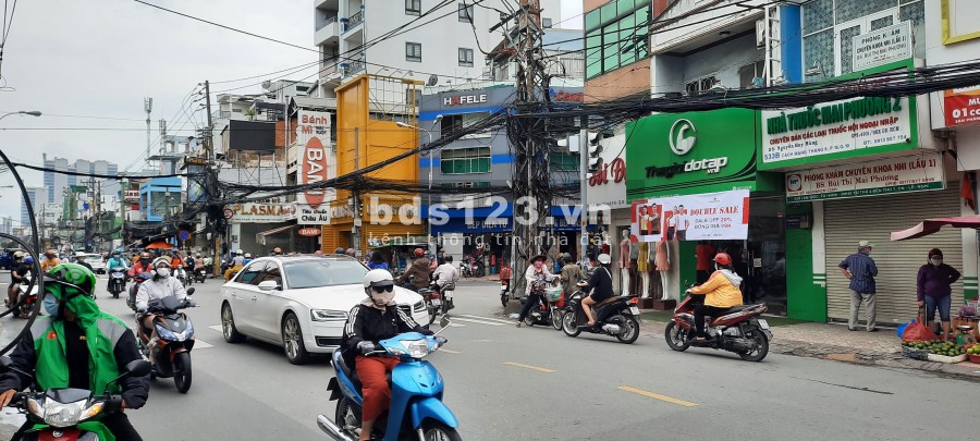CHÍNH CHỦ BÁN NHÀ MẶT TIỀN CMT8, NGAY CHỢ HOÀ HƯNG CHỈ 22TY