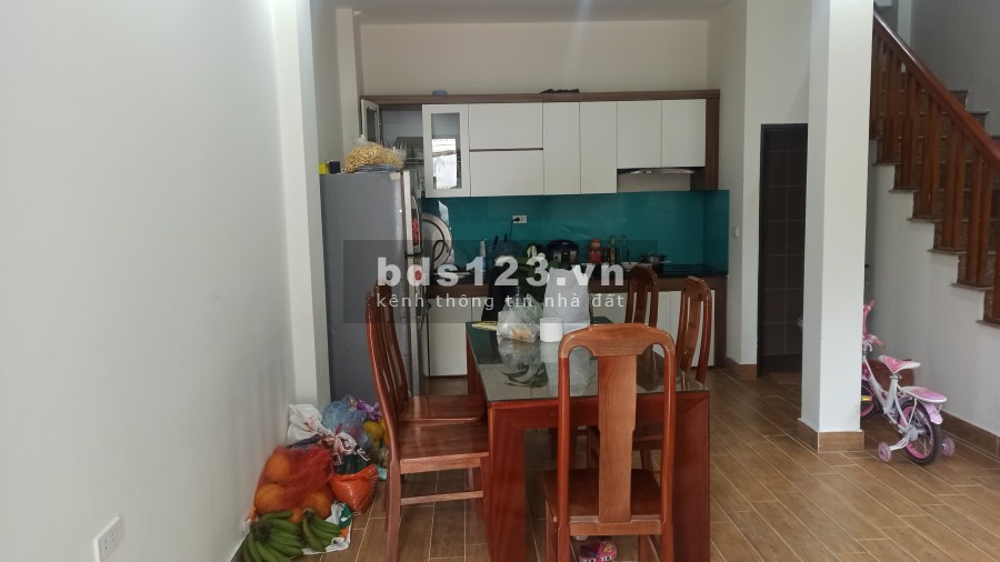 Nhà Phương Canh gần đường Trịnh Văn Bô, 36Mx4Tầng, gần ô tô đỗ giá rẻ nhỉnh 2tỷ