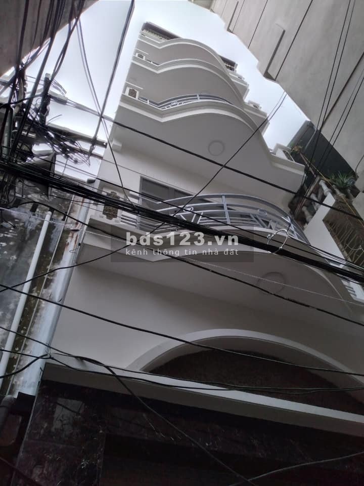 Nhà Mới Đẹp Xinh Đón Tết, Thoáng Trước, Sau, ngõ thông. DT 32/35m, 5 tầng, MT 3.8m. Giá 3.65 tỷ