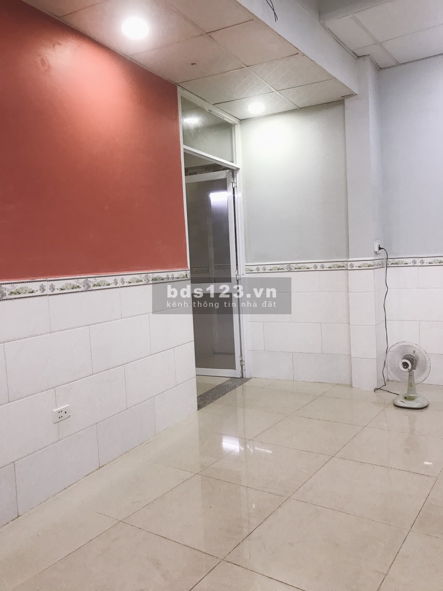 Nhà Trần Khắc Chân, Phú Nhuận, 6x12, trệt 1 lầu, sân thượng, 3PN máy lạnh