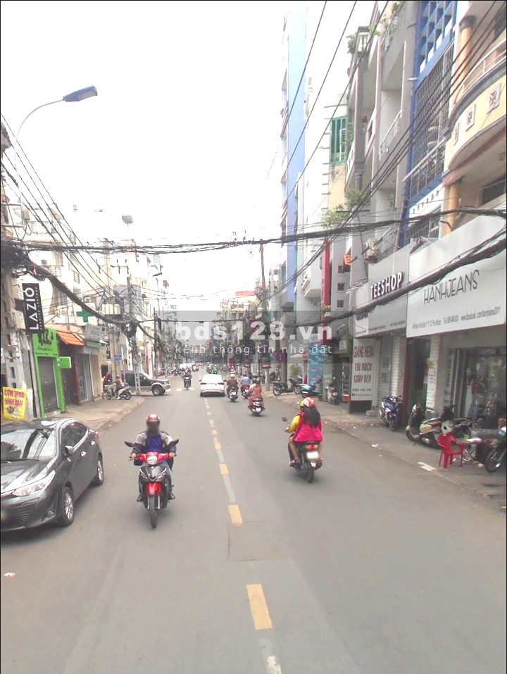 Bán đất SHR MT Hoàng Hoa Thám, ngay cầu vượt Cộng Hoà, Tân Bình, giá 2.4tỷ, thổ cư, dân đông, xây tự do, 0918590820 Kim