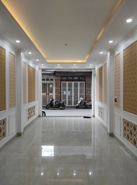 Chính chủ bán nhà Phân lô 5 tầng đường Hoàng Văn Thái, Thanh Xuân