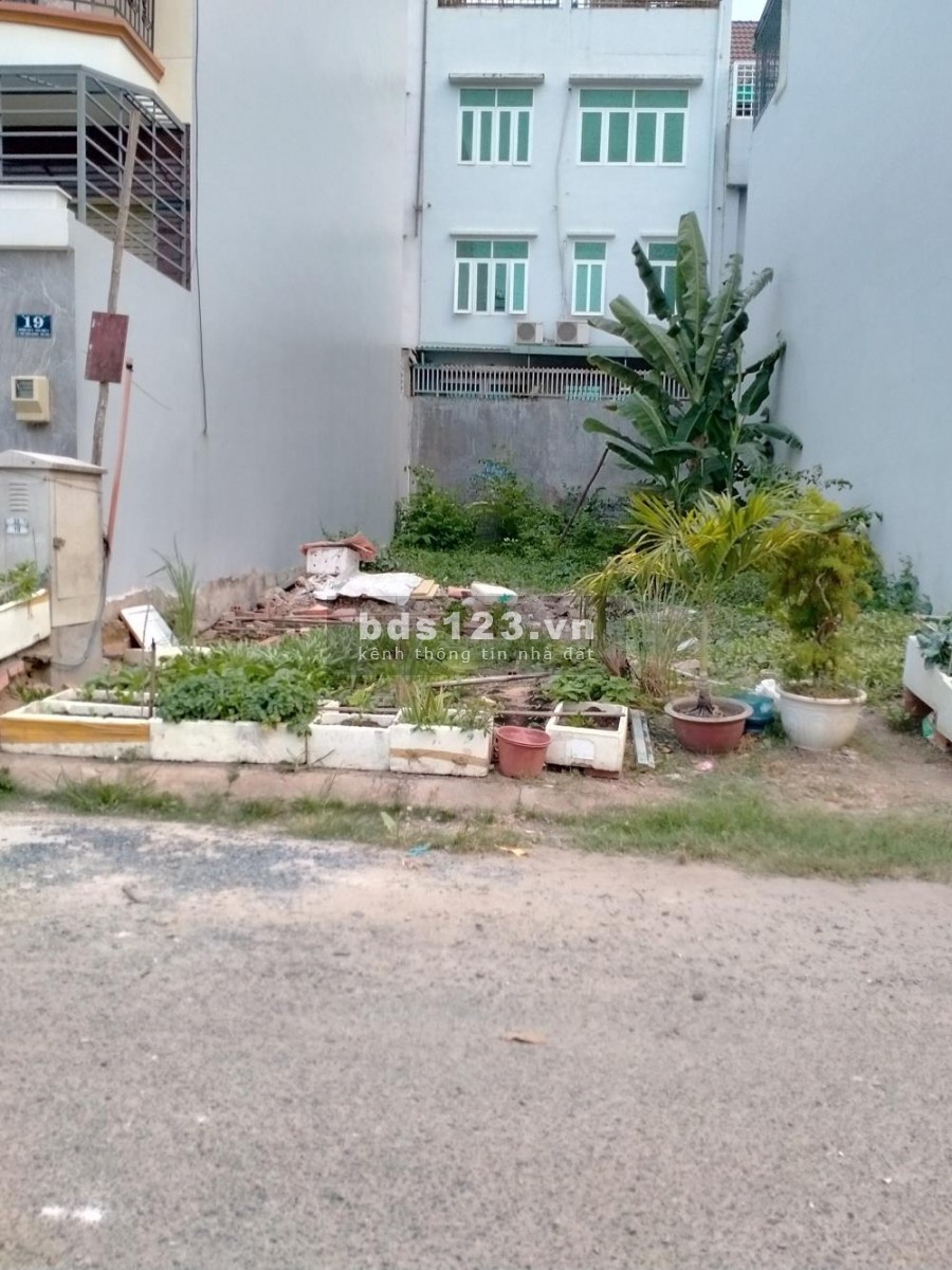 Chia tài sản tôi cần bán lô đất 60m2 ngay MT đường Bàn Cờ, P3, Q3. SHR, giá 3tỷ5/nền.