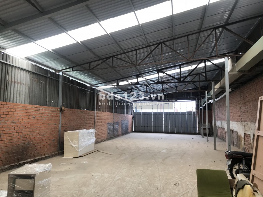 Cho thuê kho xưởng 255m2 MT Nguyễn Xí Quận Bình Thạnh