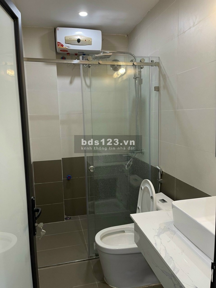 Cho thuê nhà phân lô Hoa Bằng, Cầu Giấy 22tr/th