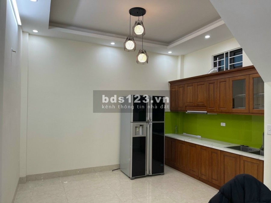 Cho thuê nhà phân lô Hoa Bằng, Cầu Giấy 22tr/th