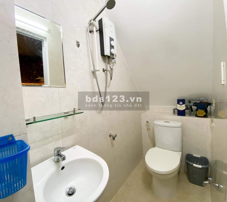 Bán nhà mặt tiền đường Âu Cơ 29m2 giá chỉ 5 tỷ 5