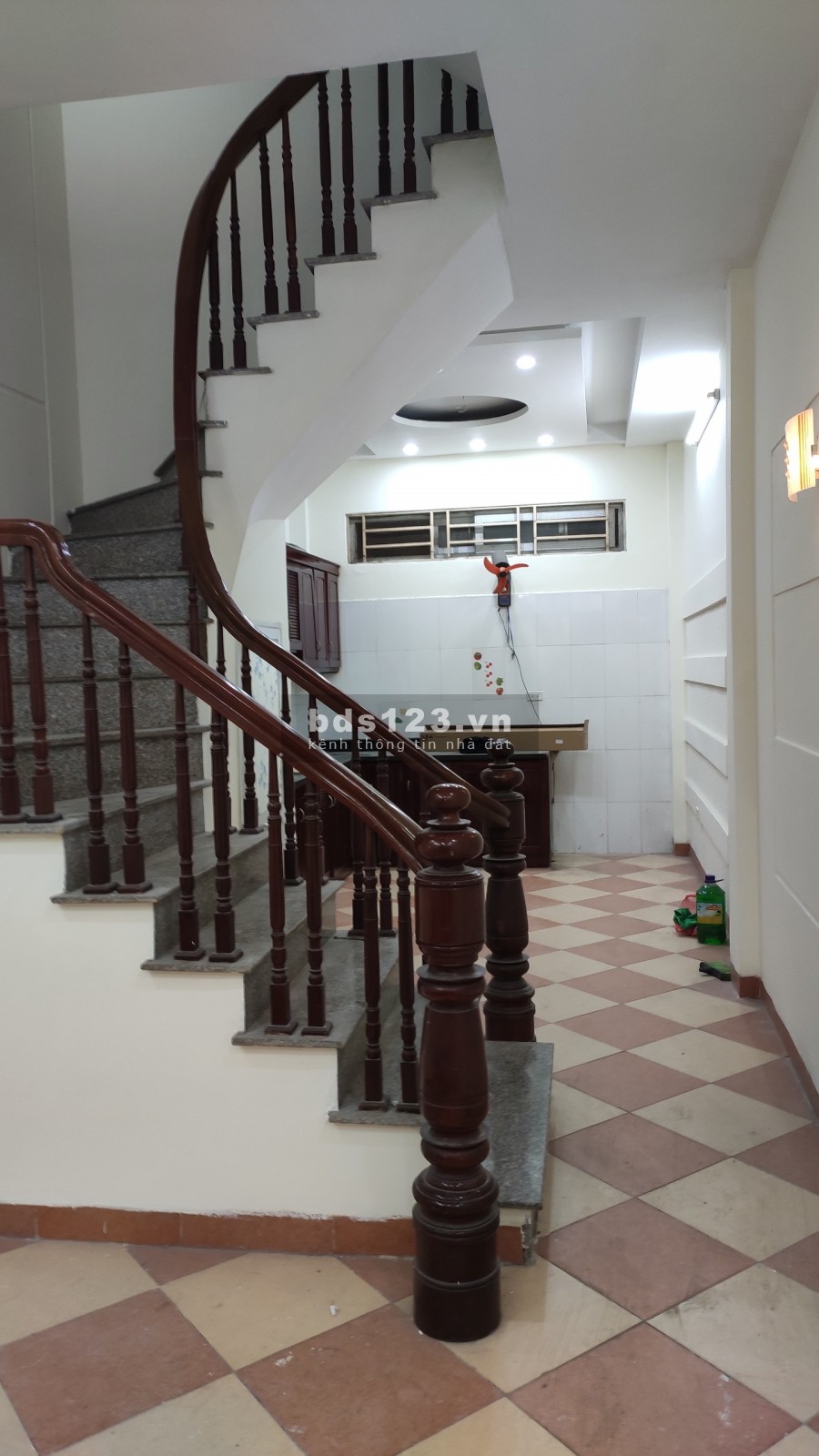 Bán nhà PL 5 tầng đẹp ở luôn phố Đào Tấn DT 43,6m2 giá 4,3 tỷ. LH 0912442669
