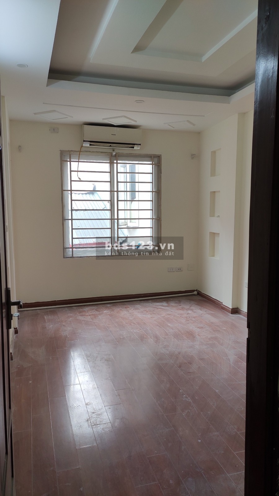 Bán nhà PL 5 tầng đẹp ở luôn phố Đào Tấn DT 43,6m2 giá 4,3 tỷ. LH 0912442669