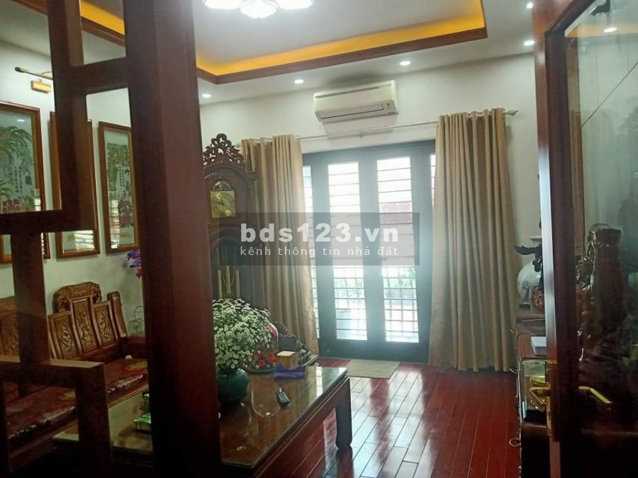 Phân lô Thanh Am, Thượng Thanh, Long Biên 60m 4 tầng, tiện ích đầy đủ, gara