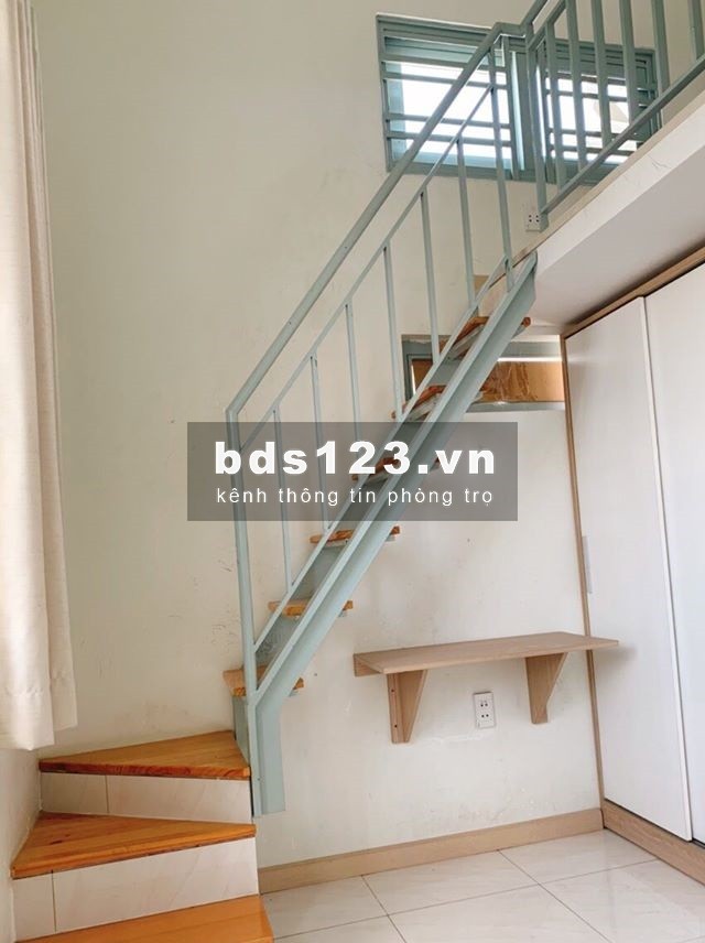 PHÒNG TRỌ CÓ GÁC GIÁ RẺ SINH VIÊN - MÁY LẠNH - GẦN CHỢ XÓM MỚI GÒ VẤP