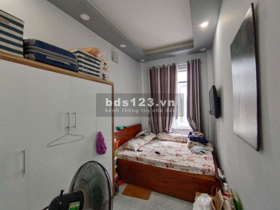 Bán nhà đẹp 3 Tháng 2 Quận 10 40m2 chỉ 4 tỷ 6 LH:0797023131