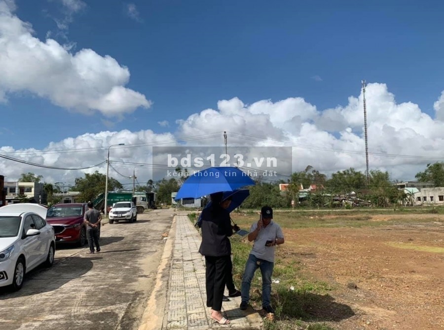 2 lô liền kề ngay Ngã ba Lầu Sụp giá ưu đãi