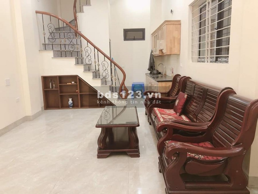Bán nhà Ngã Tư Sở. Đống Đa, Lô Góc, Ở Ngay, DT38m2x4 tầng. LH: 0846 282 986.
