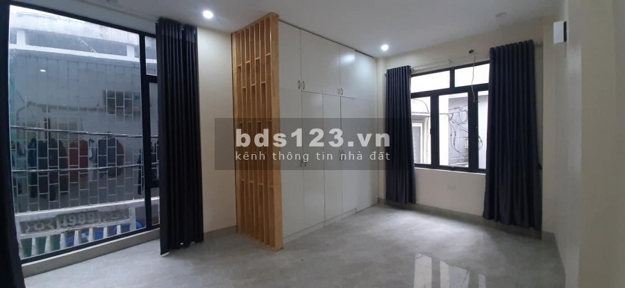 Bán nhà Ngã Tư Sở. Đống Đa, Lô Góc, Ở Ngay, DT38m2x4 tầng. LH: 0846 282 986.