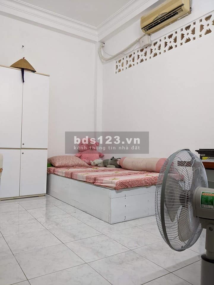 Bán nhà HXH 5 tầng, BTCT Tân Sơn Nhì Quận Tân Phú. Nhỉnh 3 Tỷ. LH: Hoàng 0898990208