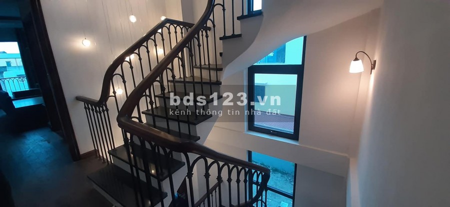 Cho thuê nhà Trung Hòa, Cầu Giấy 80m*4 tầng