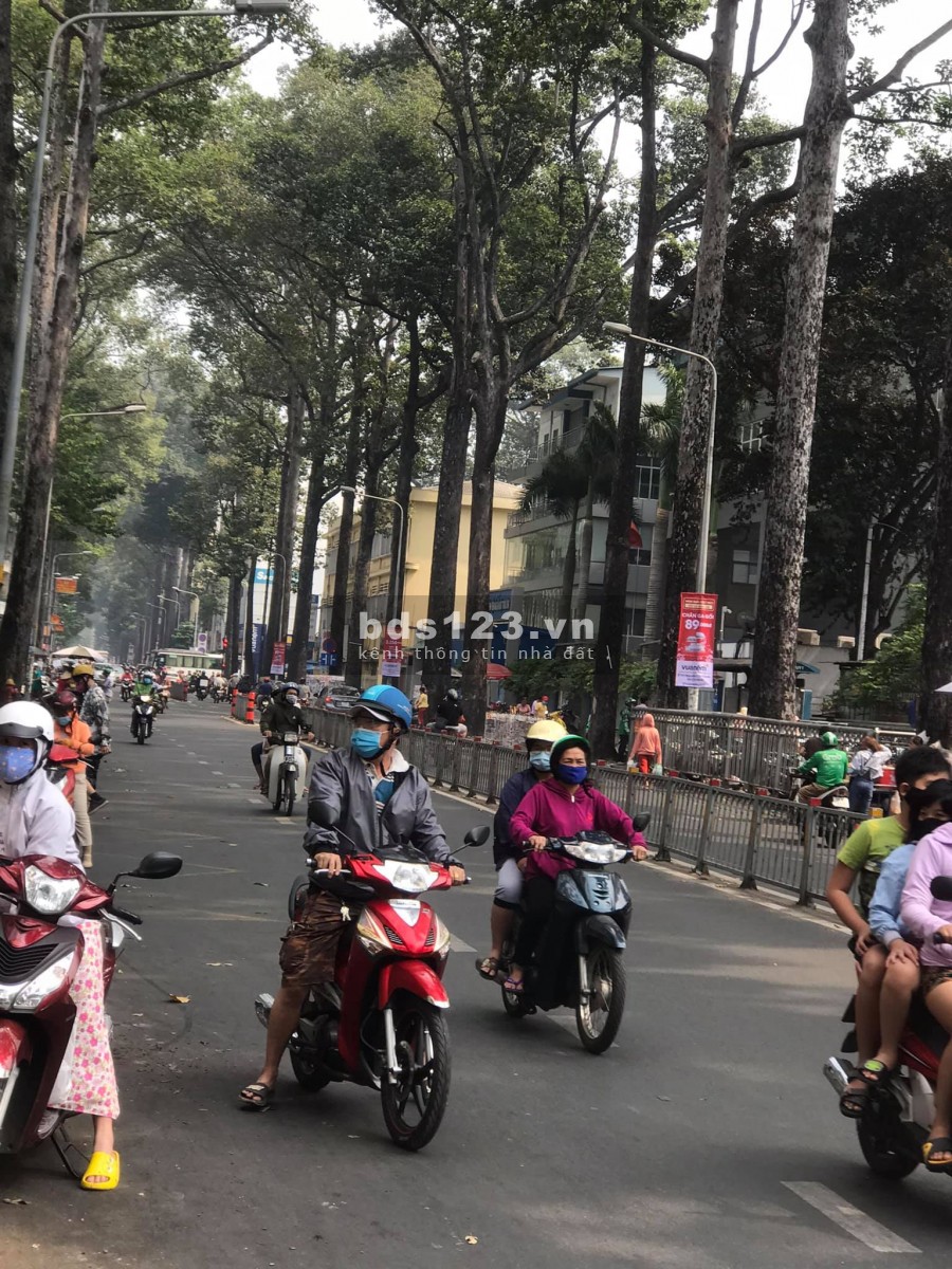 Nhà Mặt Tiền Khu Đất Vàng Quận 11 GÀ Đẻ Trứng Vàng – Gía 65 Tỷ