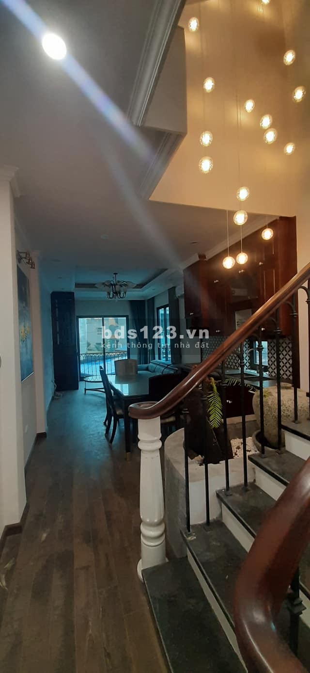 Cho thuê nhà Trung Hòa, Cầu Giấy 80m*4 tầng