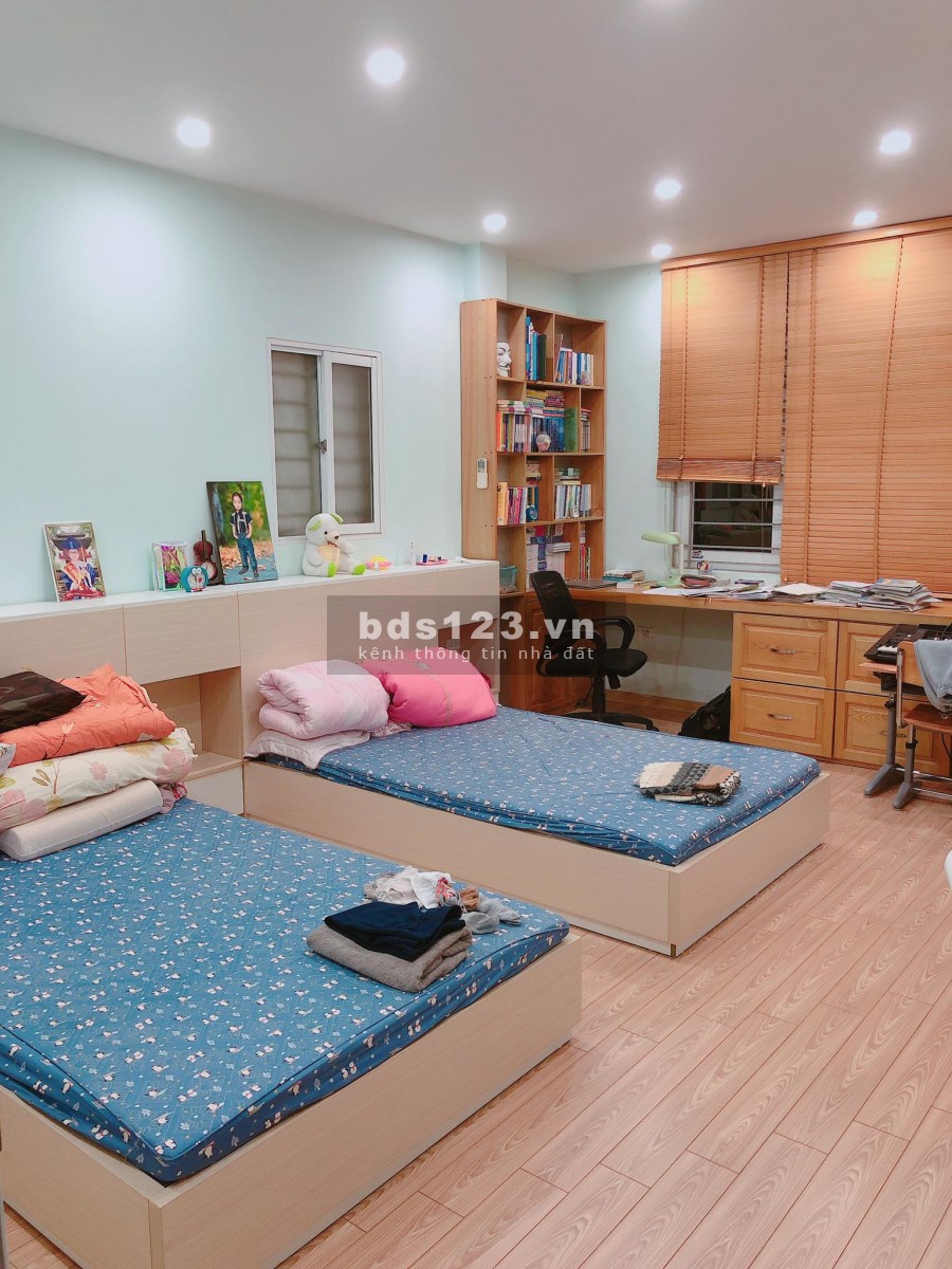 Siêu Hiếm! Vị trí vàng, Nhà phố Phạm Ngọc Thạch, 125m2* 4Tầng, giá 19,5 tỷ.