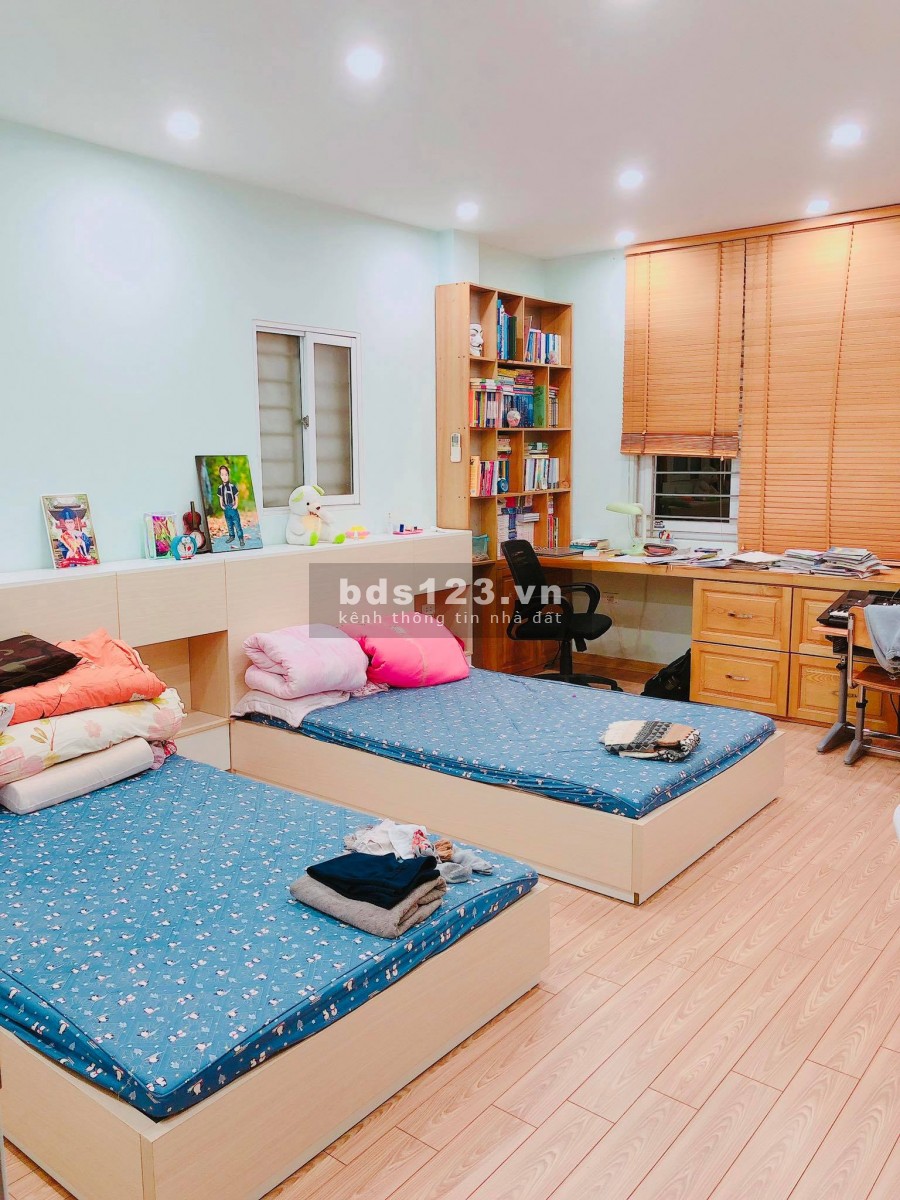Bán nhà 2 mặt thoáng, phố Nhân Hòa – Quan Nhân, 35m2* 5Tầng full nội thất, giá 3,55 tỷ.