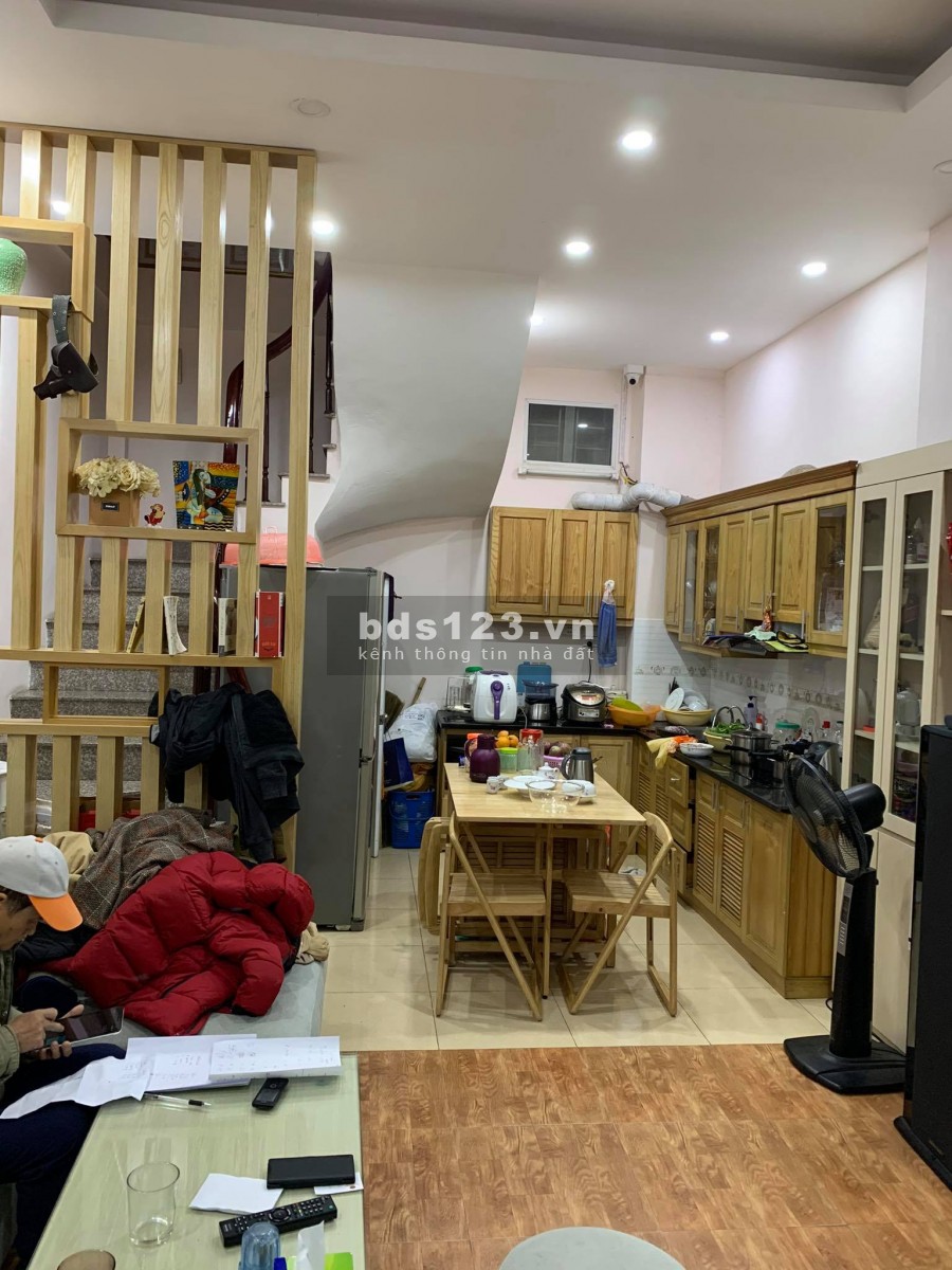 Bán nhà 2 mặt thoáng, phố Nhân Hòa – Quan Nhân, 35m2* 5Tầng full nội thất, giá 3,55 tỷ.