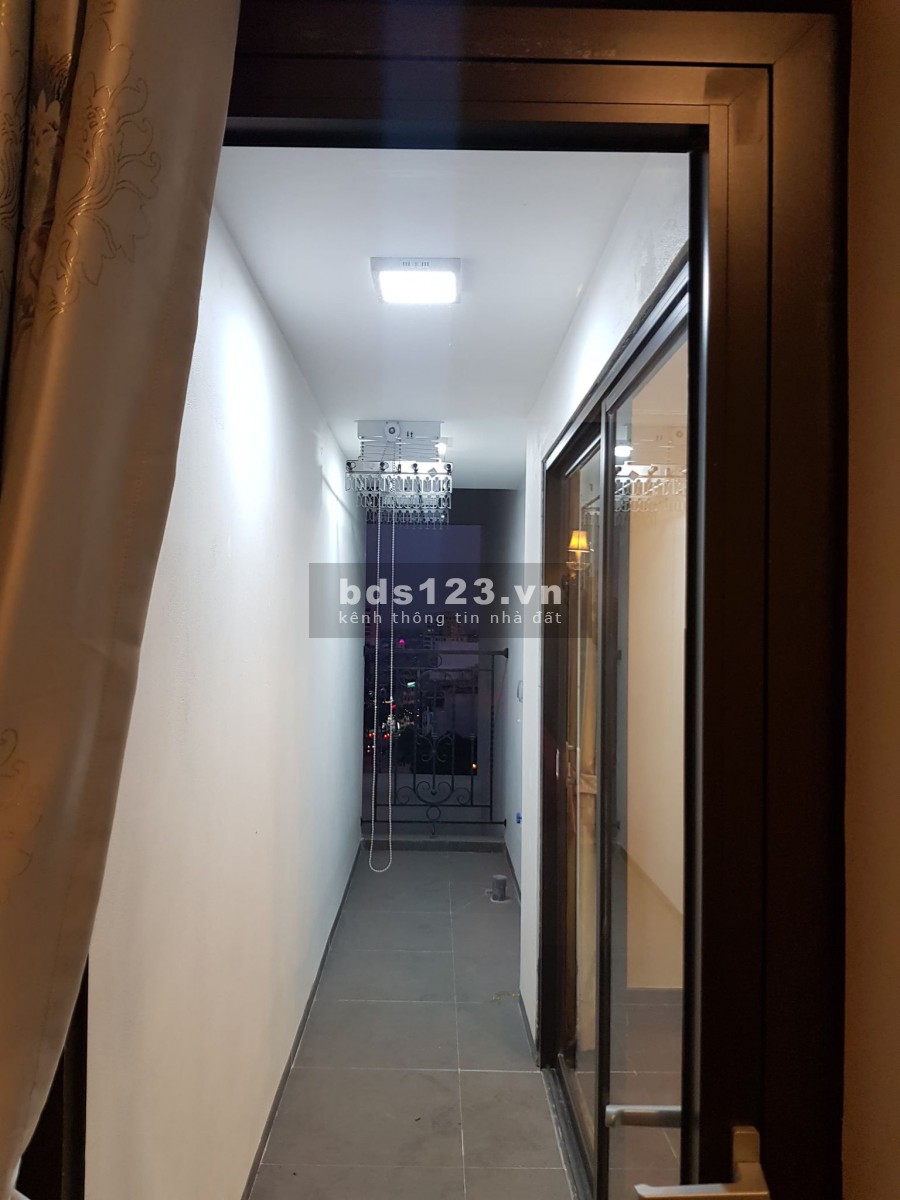 Cho thuê căn hộ cao cấp HC Golden, Long Biên. 72m2, giá 10 triệu/ tháng. LH: 0962015571