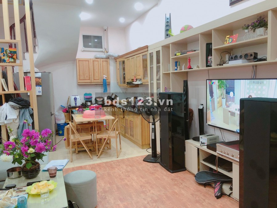 Bán nhà 2 mặt thoáng, phố Nhân Hòa – Quan Nhân, 35m2* 5Tầng full nội thất, giá 3,55 tỷ.