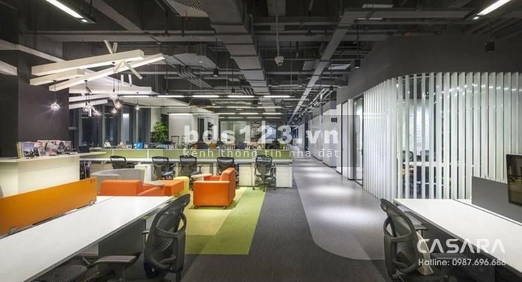 Cho thuê văn phòng mặt đường láng gần ngã tư sở Đống Đa vị trí đẹp 150m2
