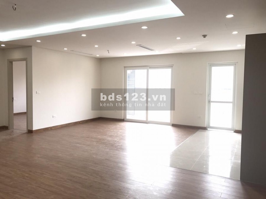 Cho thuê chung cư Vinaconex 1 Khuất Duy Tiến 3 ngủ cơ bản 11 triệu phù hợp văn phòng. Lh 0377983070