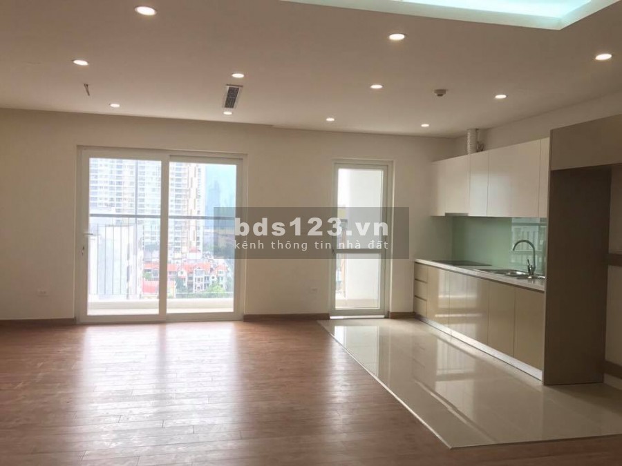 Cho thuê chung cư Vinaconex 1 Khuất Duy Tiến 3 ngủ cơ bản 11 triệu phù hợp văn phòng. Lh 0377983070