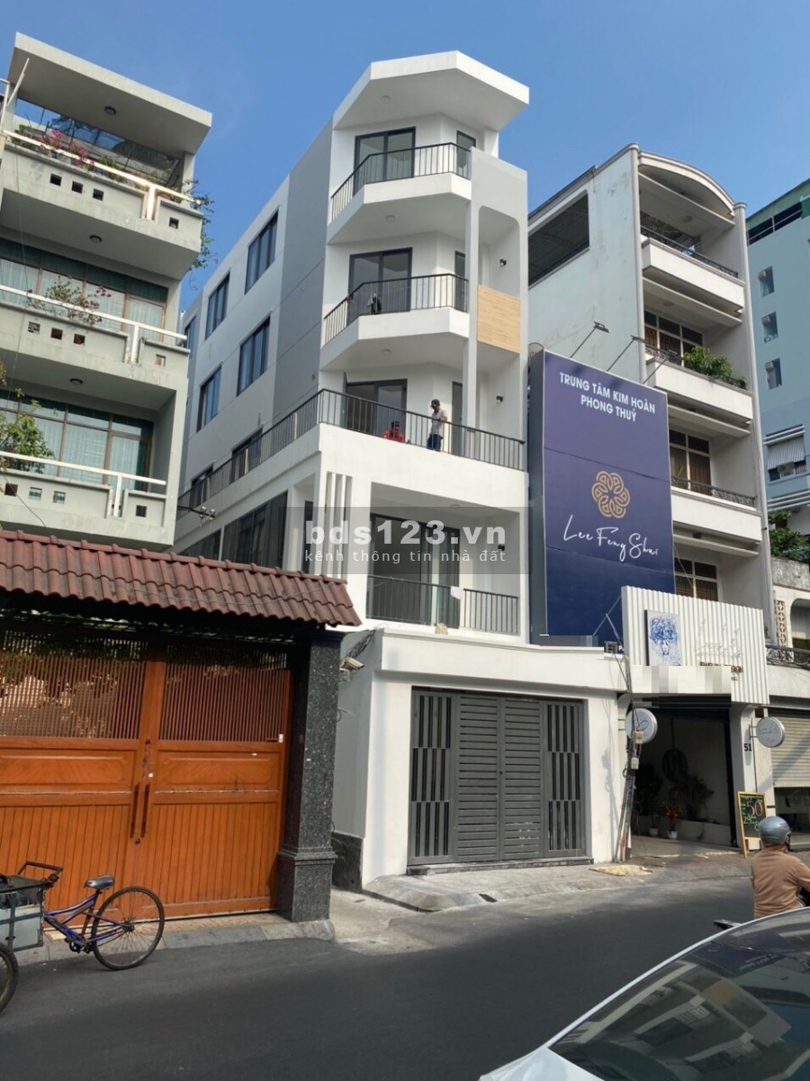 Đường Nguyễn Công Trứ mt 4 lầu ngang 4.5m