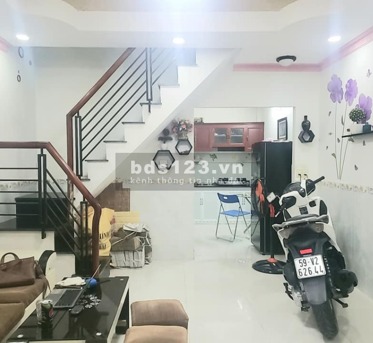 Bán nhà HXH 2 tầng Nguyễn Văn Công, P.3, GV 39m(4.5x9) giá 3,1 tỷ TL