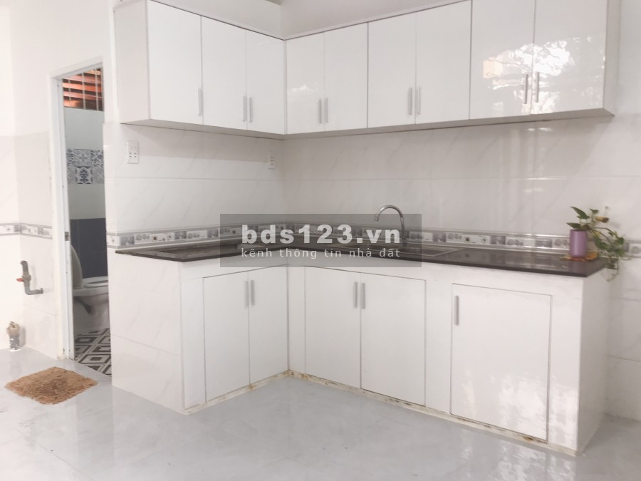 Nhà gần chợ cây Quéo Hoàng Hoa Thám, Bình Thạnh, 2PN- máy lạnh