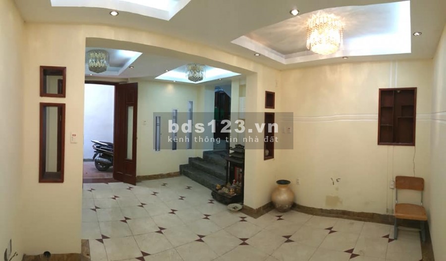 Bán nhà đẹp, đất vượng khí sinh tài, Tây Sơn, Đống Đa, DT 67m x 3 tầng, MT 7,3m. Giá chỉ 5 tỷ.