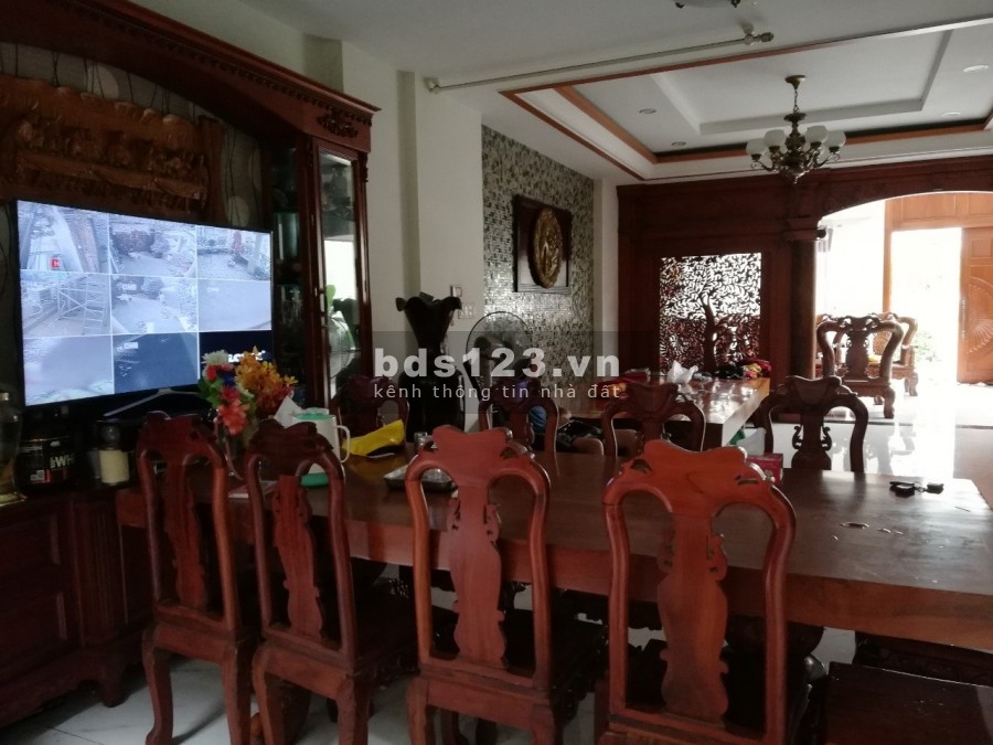 Biệt thự phố 5 tầng. Cạnh Maritime Bank Bàu Cát, Tân Bình. 16,5 tỷ