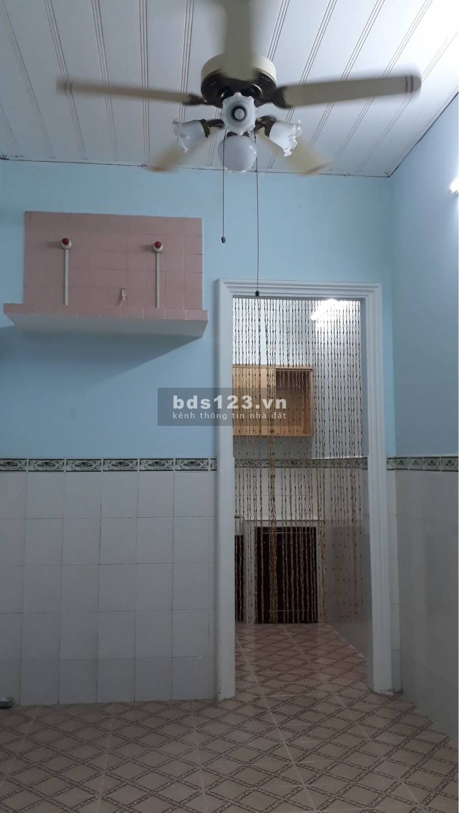 Bán nhà hxh, 3 tấng đường Tô Hiến Thành, Quận 10 giá chỉ hơn 2 tỷ TL