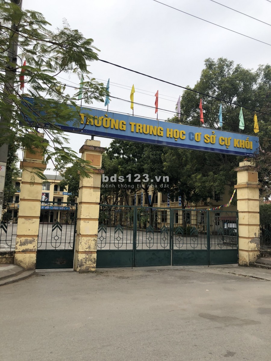 Đất 200m oto vào Cự Khối Long Biên chia được