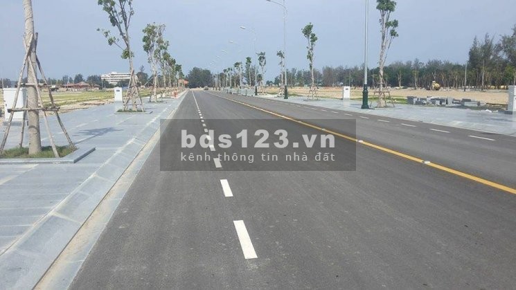 Lô góc 2 mặt tiền gần sân bay Long Thành 770tr/ nền tc 60m2 Hướng TN