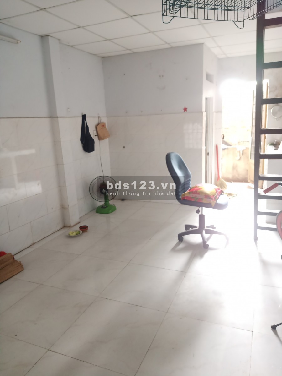 Tìm bạn Nam ở ghép có CMND cọc trước 1 tháng