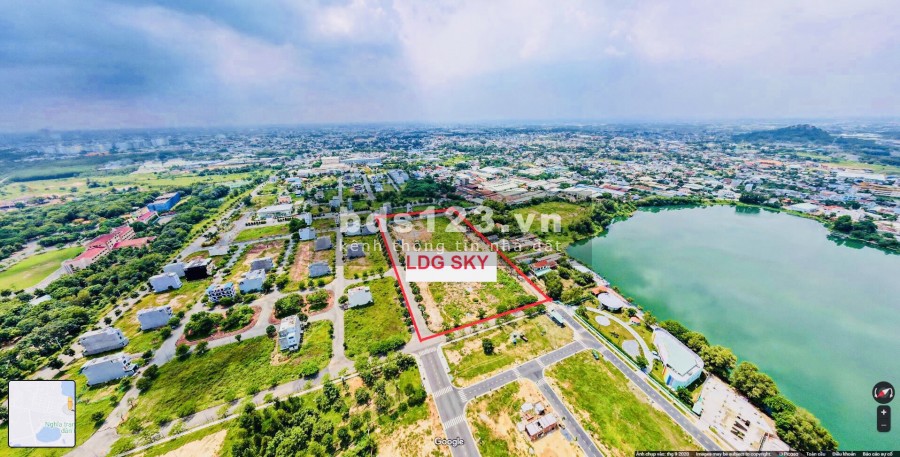 Tuyệt phẩm căn hộ bên hồ, 2PN/76m2 30+ tiện ích, 2TTTM - 3 hồ bơi
