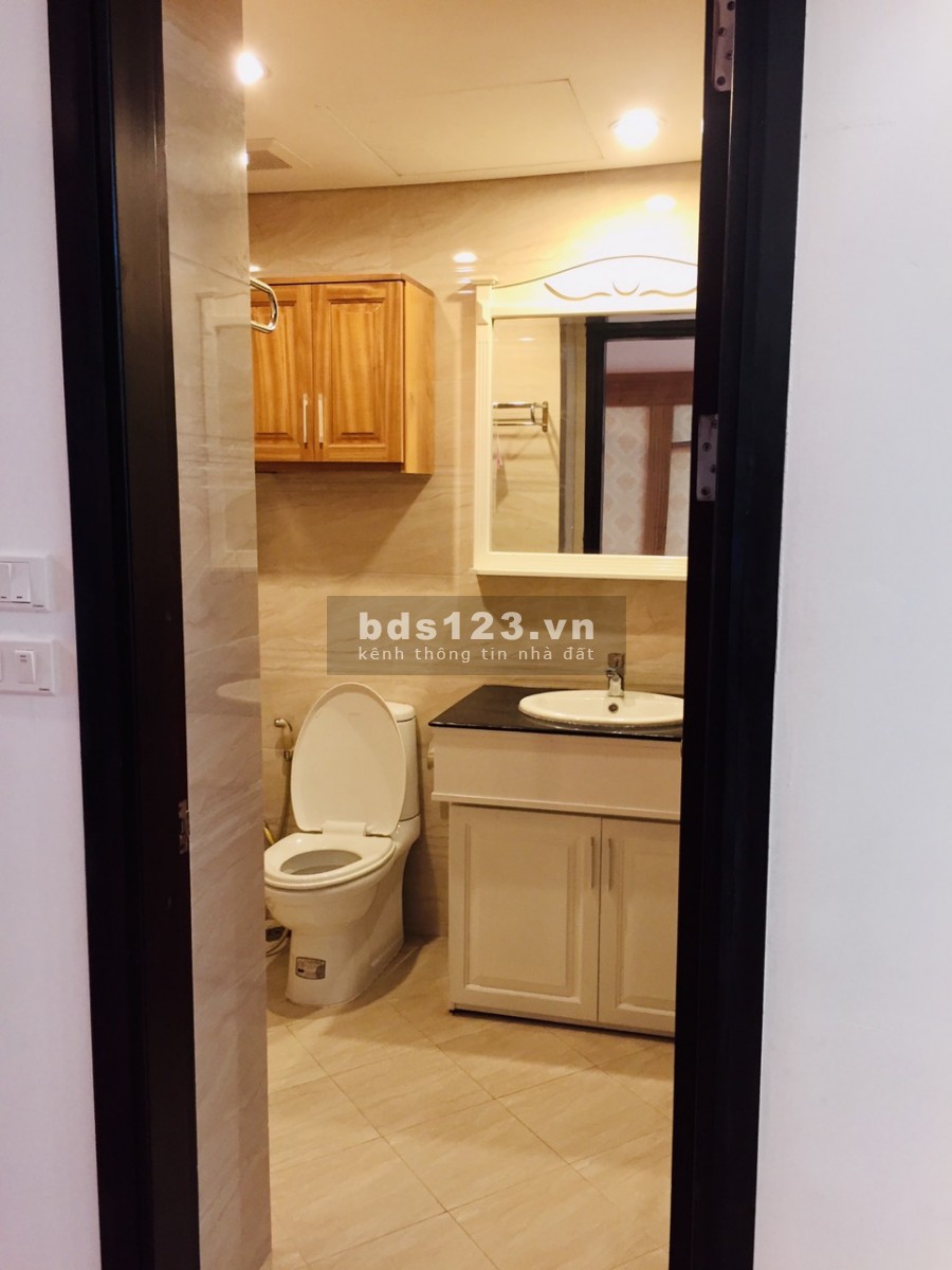 Cho thuê chung cư Golden Land 111m2 2Pn Full đồ 12Tr/Tháng
