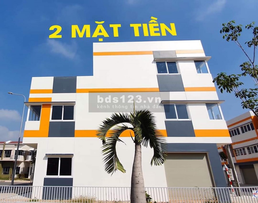 Bán biệt thự sân vườn trục thông KĐT Oasis city